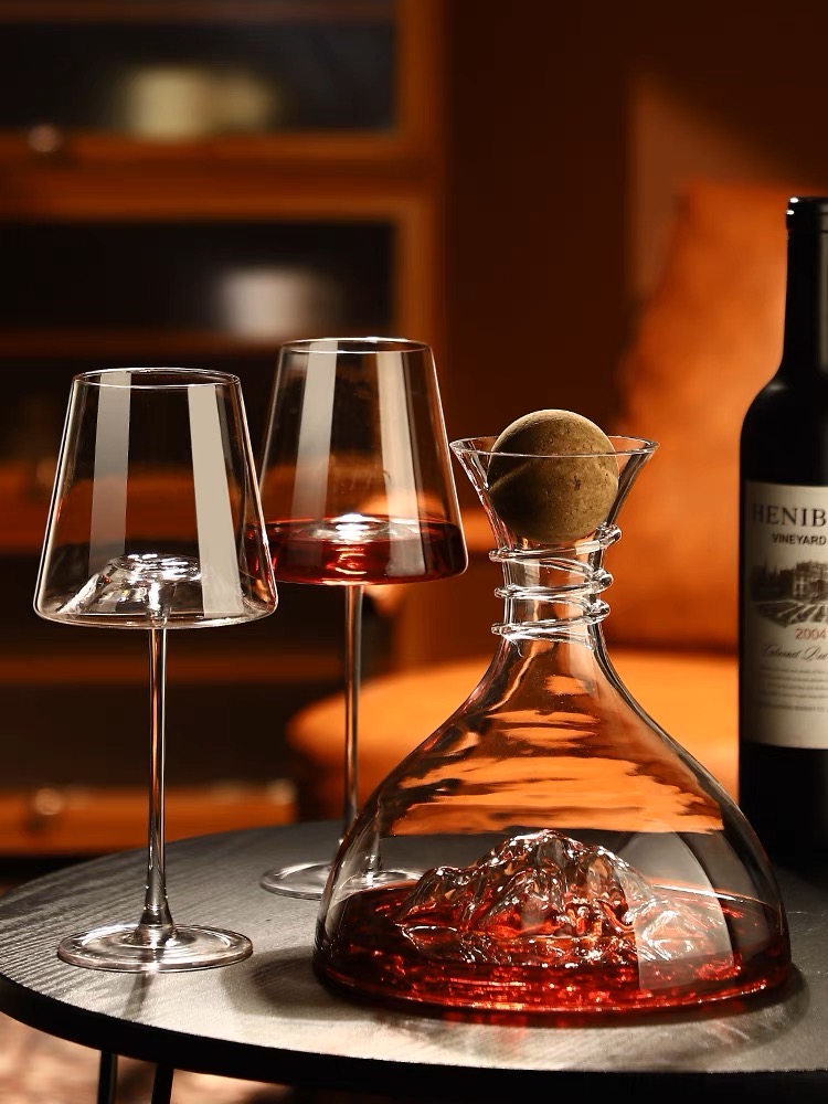 DECANTER ĐÁY LỒI